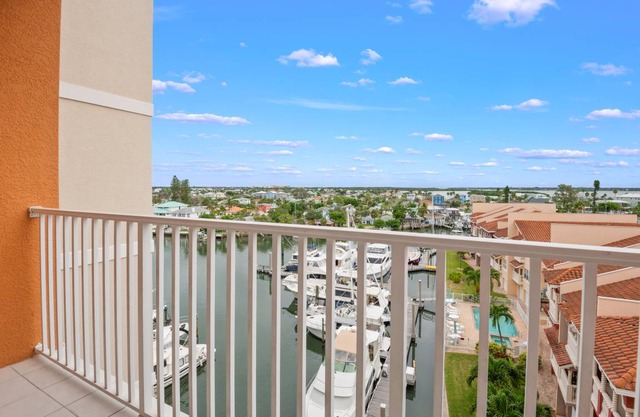 80 m² Condo ∙ 3 bedrooms ∙ 8 guests