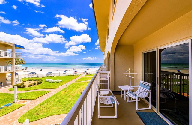 94 m² Condo ∙ 2 bedrooms ∙ 6 guests