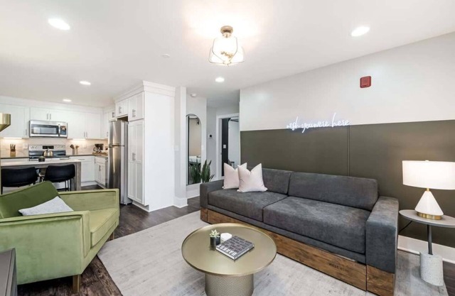 Abode Germantown Bdrm 