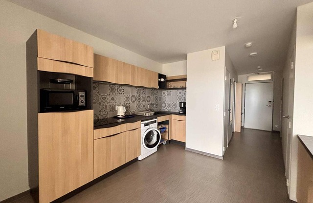 Accessible apartment with balcony, pool, parking, and beach in La Tranche-sur-Mer