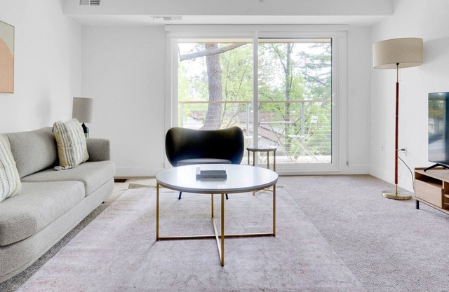 Sharon Green Apartments Park Dr Menlo 