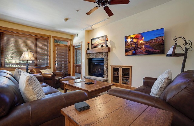 AL4202 | Perfect Family Retreat | Mtn Views | Pools | Hot Tubs | Winter Shuttle