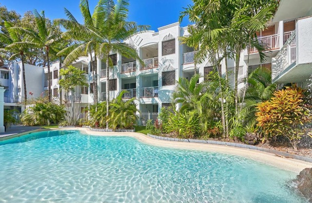 Alassio Beachfront Palm Cove 