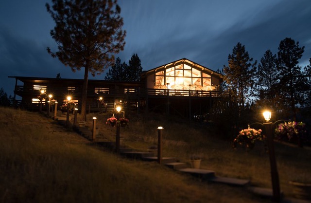 ALL INCLUSIVE THANKSGIVING HOLIDAY - RiverView Ranch Lewis & Clark Suite