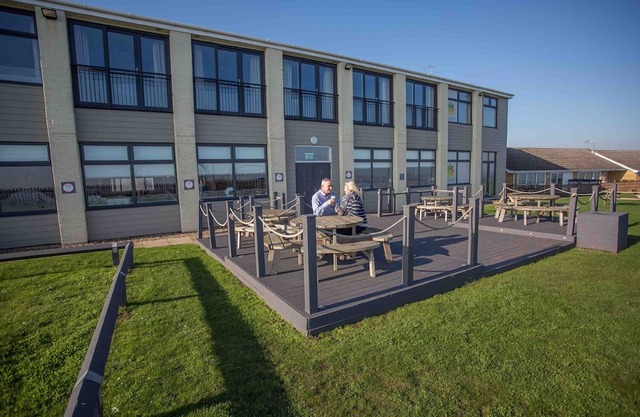 Allseasons Hotel by Tingdene