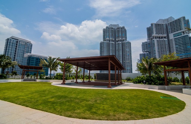 Almas Suites by SubHome