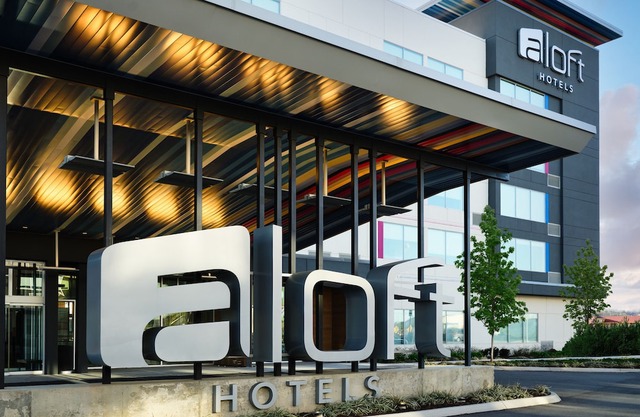 Aloft Knoxville West