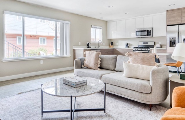 Amazing Campbell 1BR w/ Gym, Spa & W/D, walk to WF & TJ, by Blueground