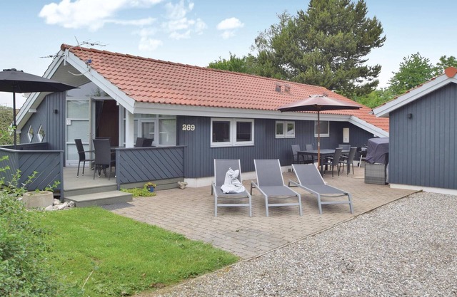 Amazing home in Juelsminde with sauna