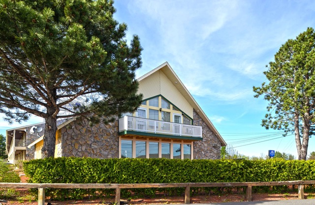 Americas Best Value Inn Plattsburgh