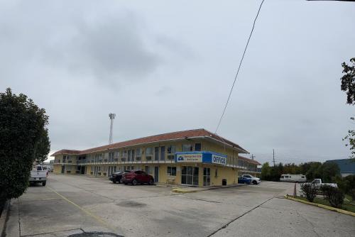 Americas Value Inn Suites Groves 
