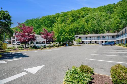 Americas Value Inn Torrington Ct 