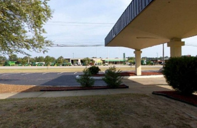 Americas Value Inn Wilson Ground 