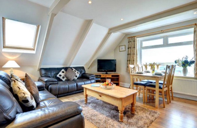 Apartment ∙ 2 bedrooms ∙ 4 guests