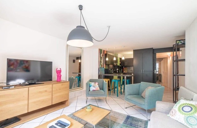 Classified Stars The Heart Of Town 