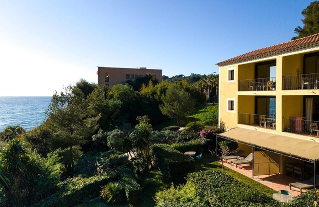 Apartment in Saint-Tropez with Beach Access