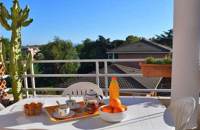 Apartment Le Lavandou, 3 bedrooms, 6 persons