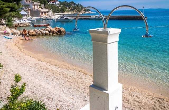 Apartment Led - near sea: R5(2) - Brela, Riviera Makarska, Croatia