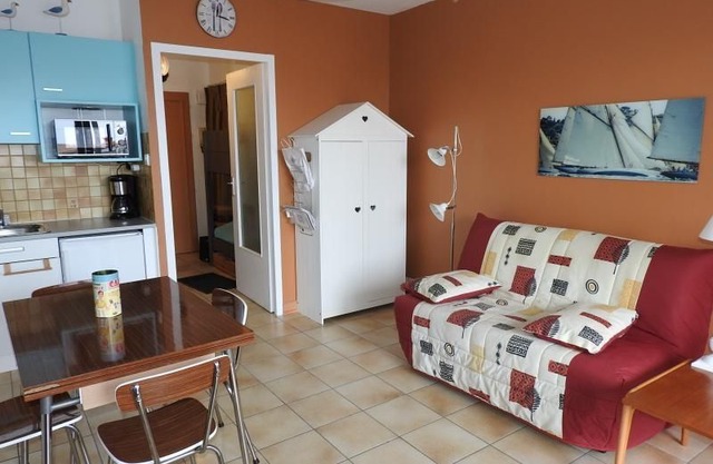 Apartment Les Sables-d'Olonne, studio flat, 4 persons