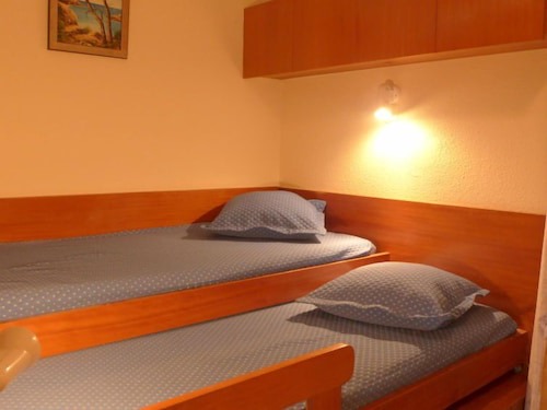 Apartment Port de La Gavine in Hyères - 4 persons, 1 bedrooms