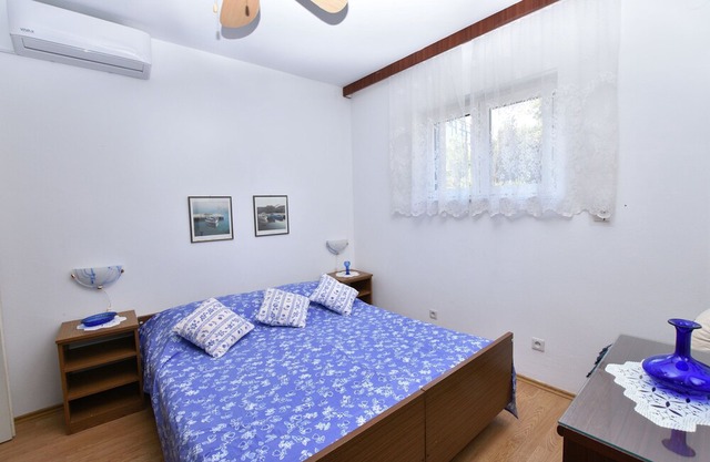 Apartments 2M (70951-A1) - Dolac