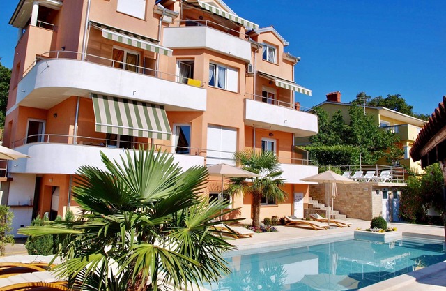 Apartments Ana Oprič 