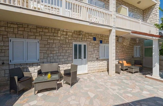 Apartments Joško, (2132), Podstrana, hr