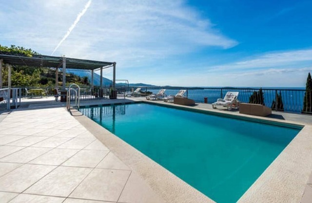Apartments Klis -Studio Apartment with Terrace - 2 (B)