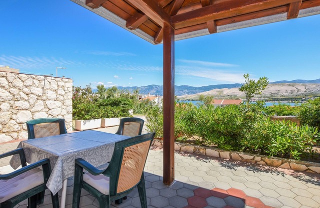 Apartments Marija Pag 