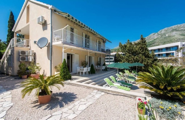 Apartments & Rooms Jokovic-Double Room with Terrace and Partial Sea View