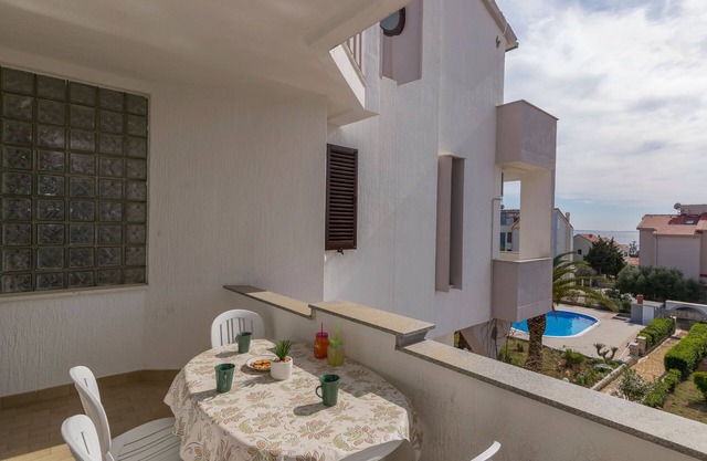 Apartments Villa Daniela (59101-A6) - Novalja - island Pag