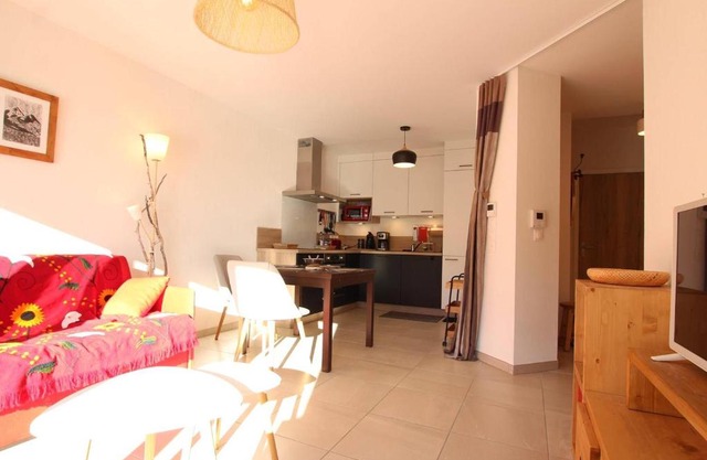 Briançon Pièces Personnes 