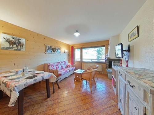 Le Pièces Personnes 