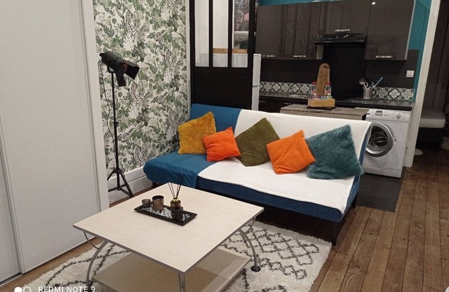 AptCosy⭐️Hyper Center⭐️100m Place Ducale⭐️WifiNetflix