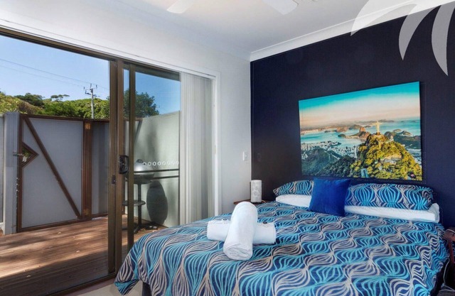 Aqua Pacific Palms Holidays 