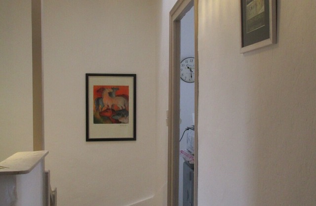 At the foot of the city, large charming apartment: 2 terraces, private garage, WIFI