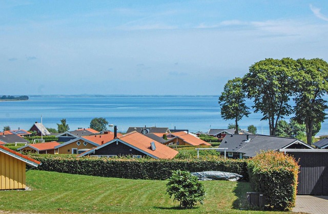 Awesome home in Sjølund with sauna