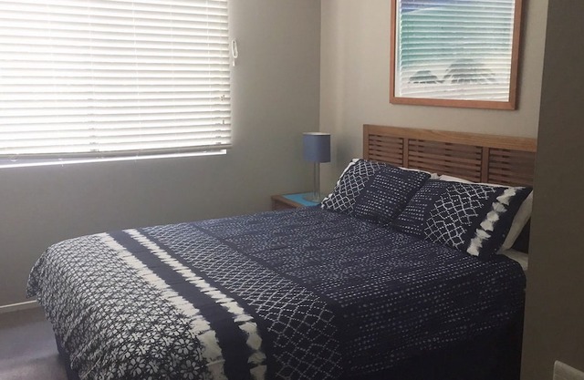 Baden 90 - Rainbow Shores