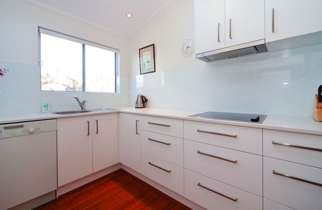 Balmain 2 Bed Beauty BM21
