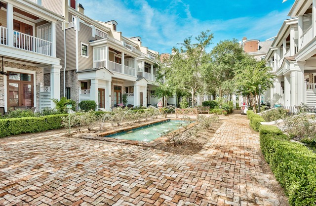 Le Jardin Miramar Beach 