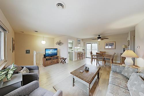 Beach Club Unit D