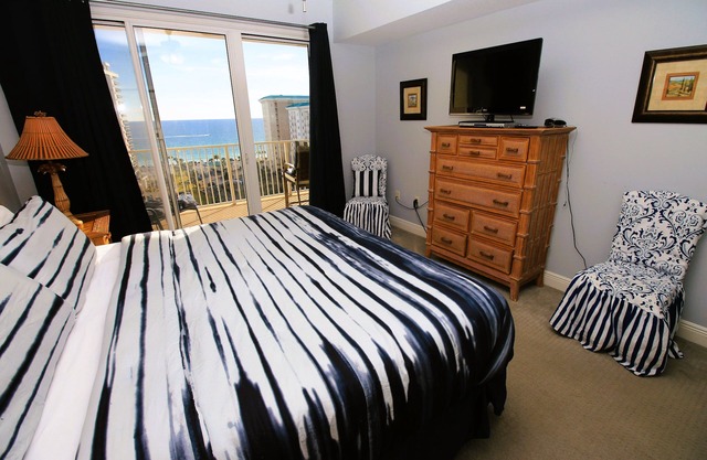 Beach Escape | Ariel Dunes I 1003 | Gulf Views | Pools & Gym | Seascape Resort