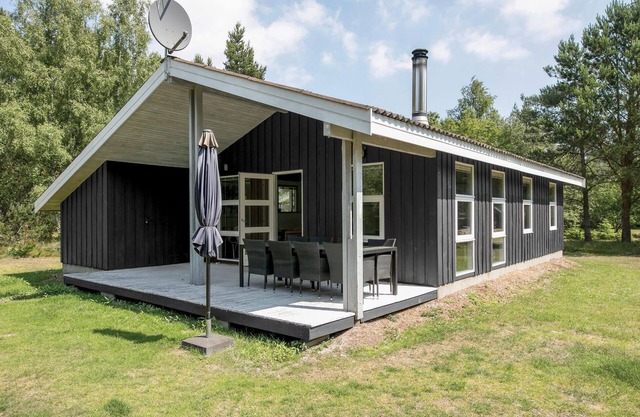Beach front home in Hadsund with WiFi