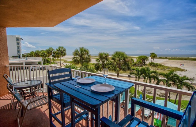 Surf Beach Resort 