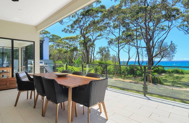 Beachfront Haven On Collingwood Beach