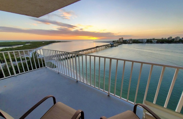 Lovers Key Beach Club 