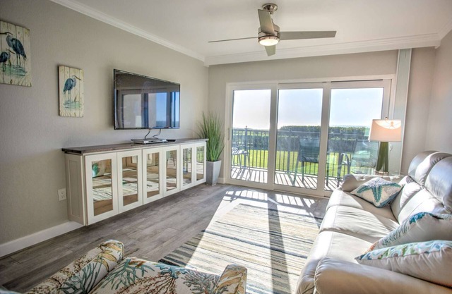 Land Building Treasure Island 