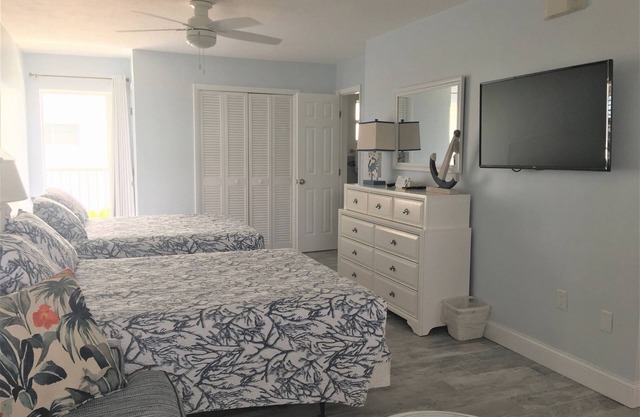 Beachside Unit 39 - Key Colony