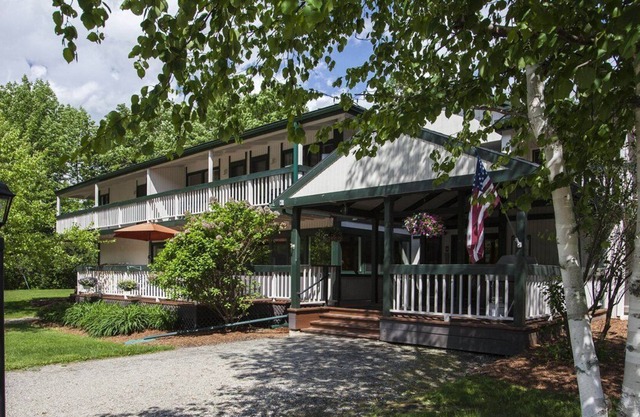 The Seasons Resort At Warren 