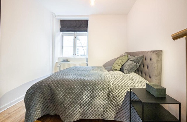 Beautiful apartment next to the Royal Palace